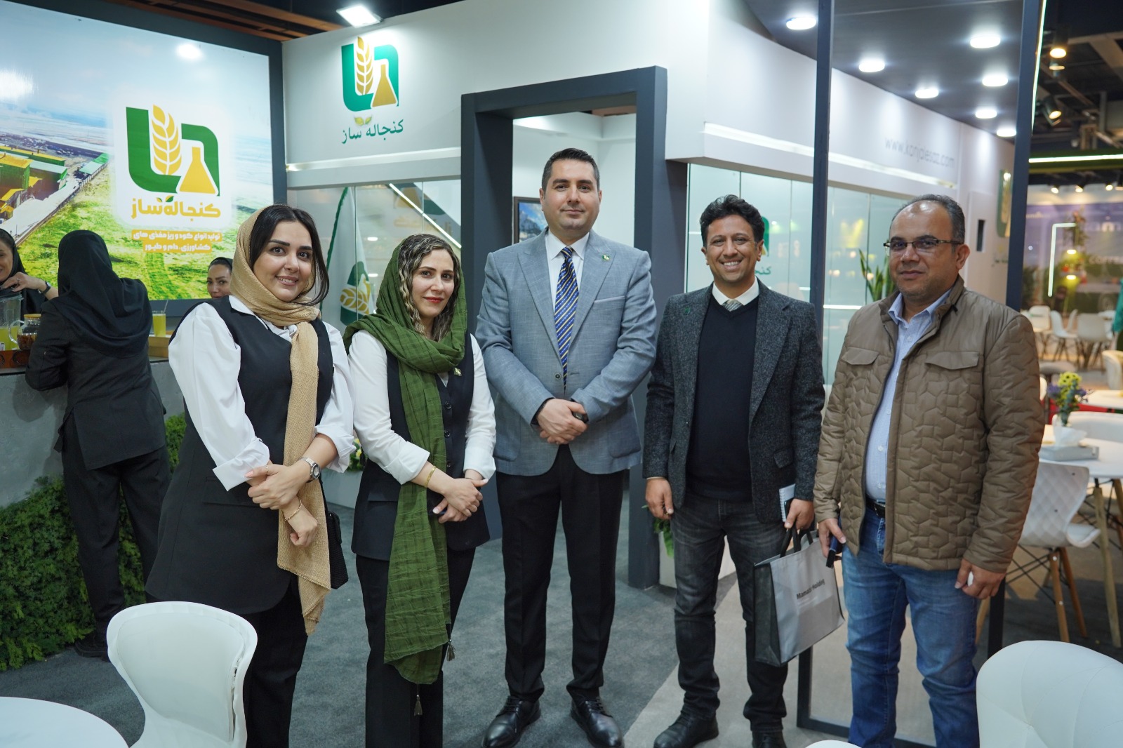 تصویر 1 از 12