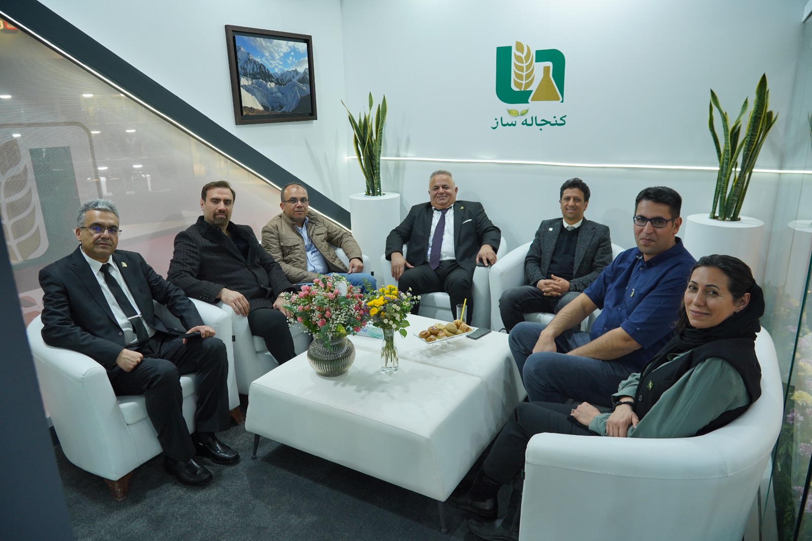 تصویر 12 از 12