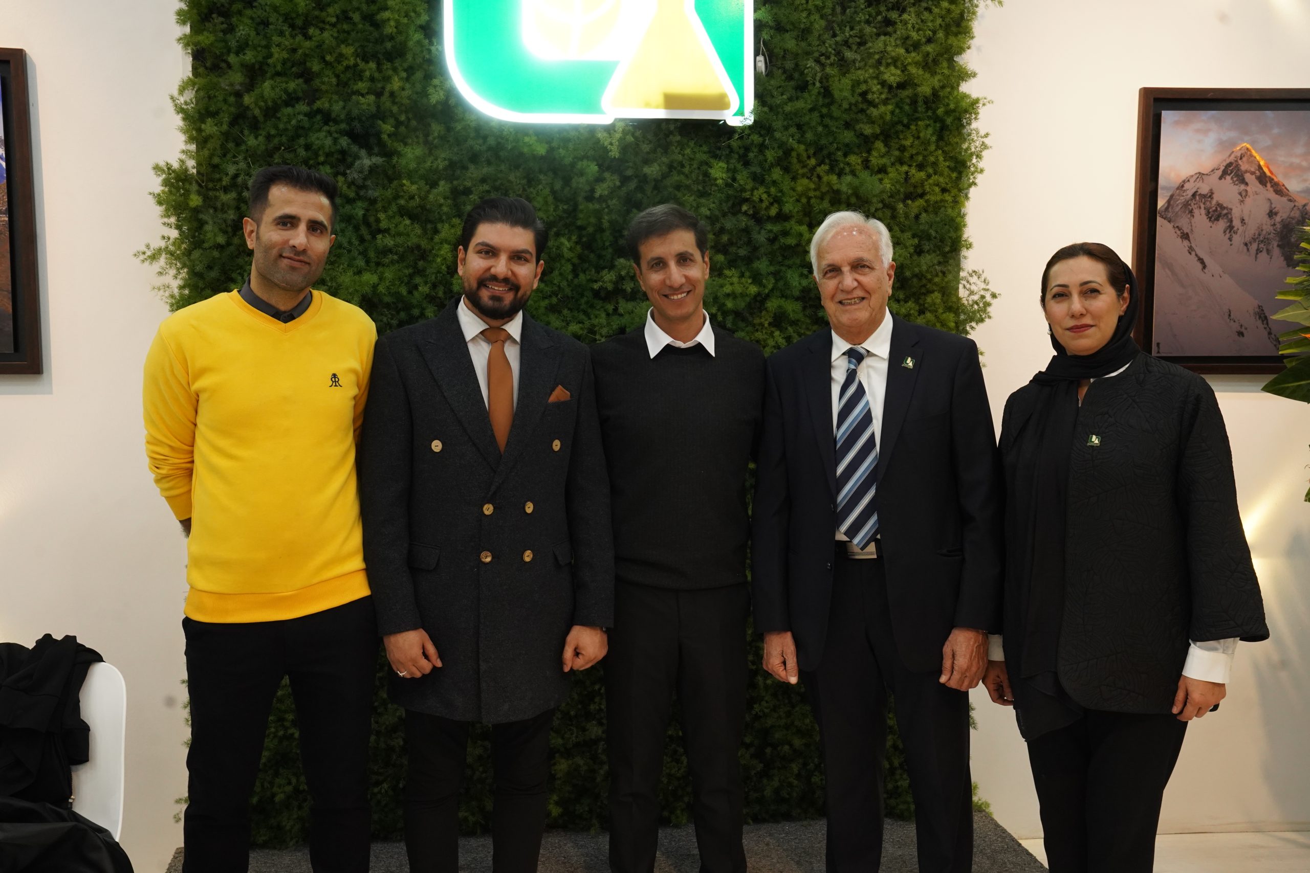 تصویر 18 از 19